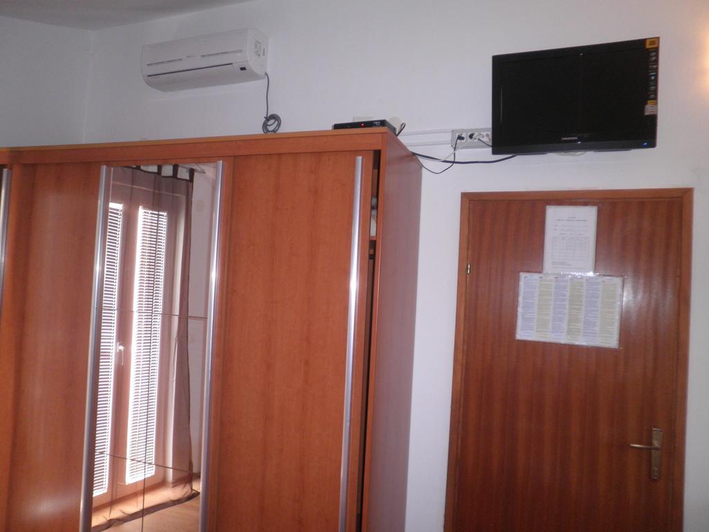 Apartments Muic Tisno Zimmer foto