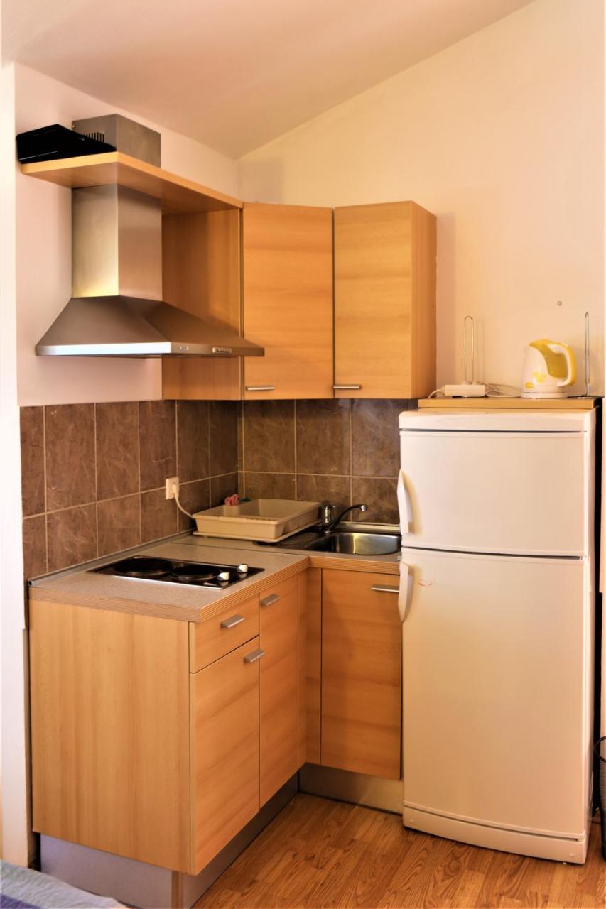 Apartments Muic Tisno Exterior foto