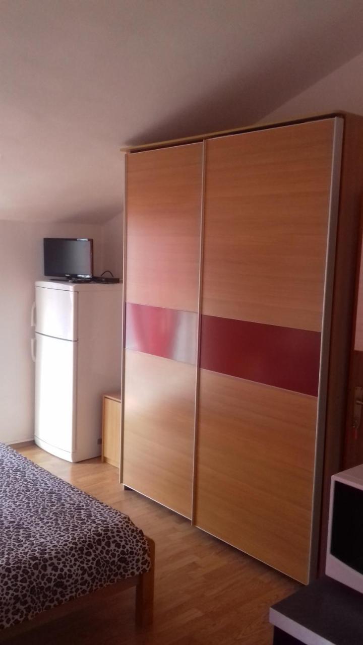 Apartments Muic Tisno Exterior foto